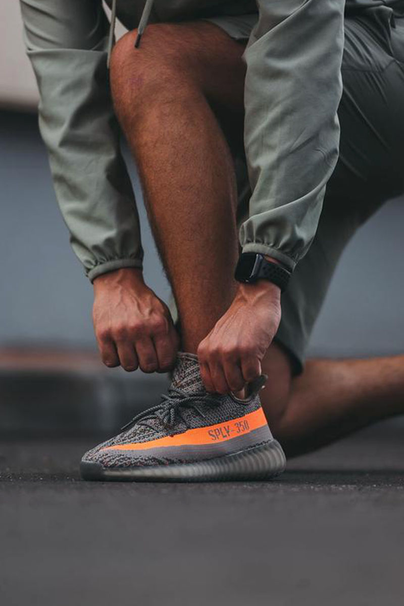 Adidas Кроссовки Yeezy Boost 350 v2 "Beluga" Premium