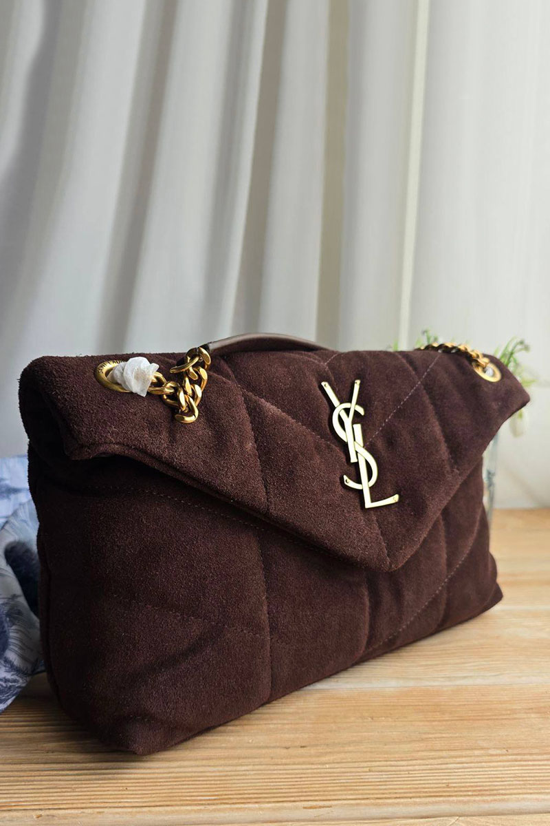 Yves Saint Laurent Замшевая сумка 23x15 см