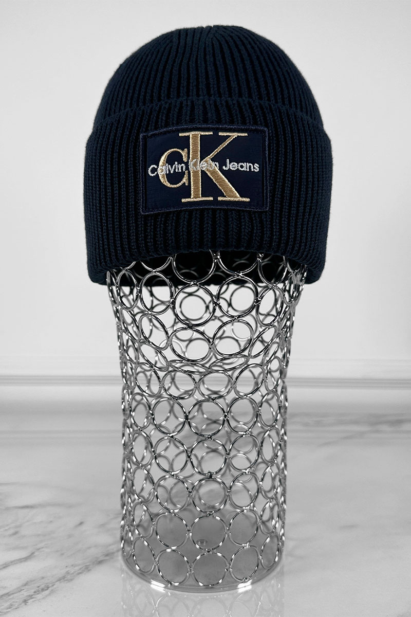 Calvin Klein Тёмно-синяя шапка monologo patch