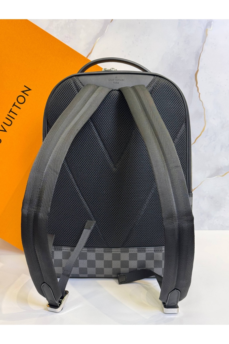 Lоuis Vuittоn Кожаный рюкзак Damier Infini premium 40x31x15 см