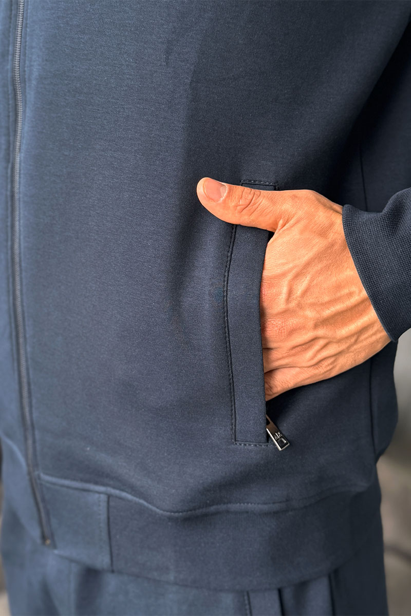 Emporio Armani EA7 Спортивный костюм тёмно-синего цвета