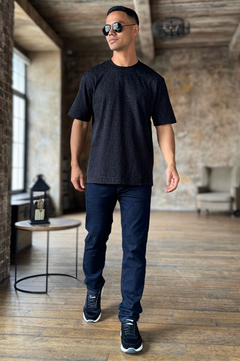 Fendi Чёрная оверсайз футболка distorted monogram pattern