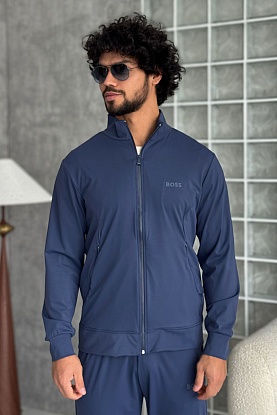 Кофта на молнии синего цвета