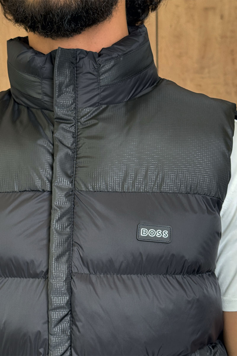 Hugо Воss Мужской чёрный жилет 