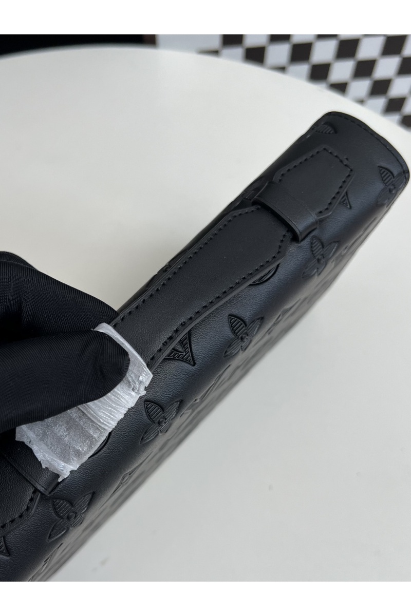 Lоuis Vuittоn Кожаное портмоне Zippy XL premium 22x12x5 см