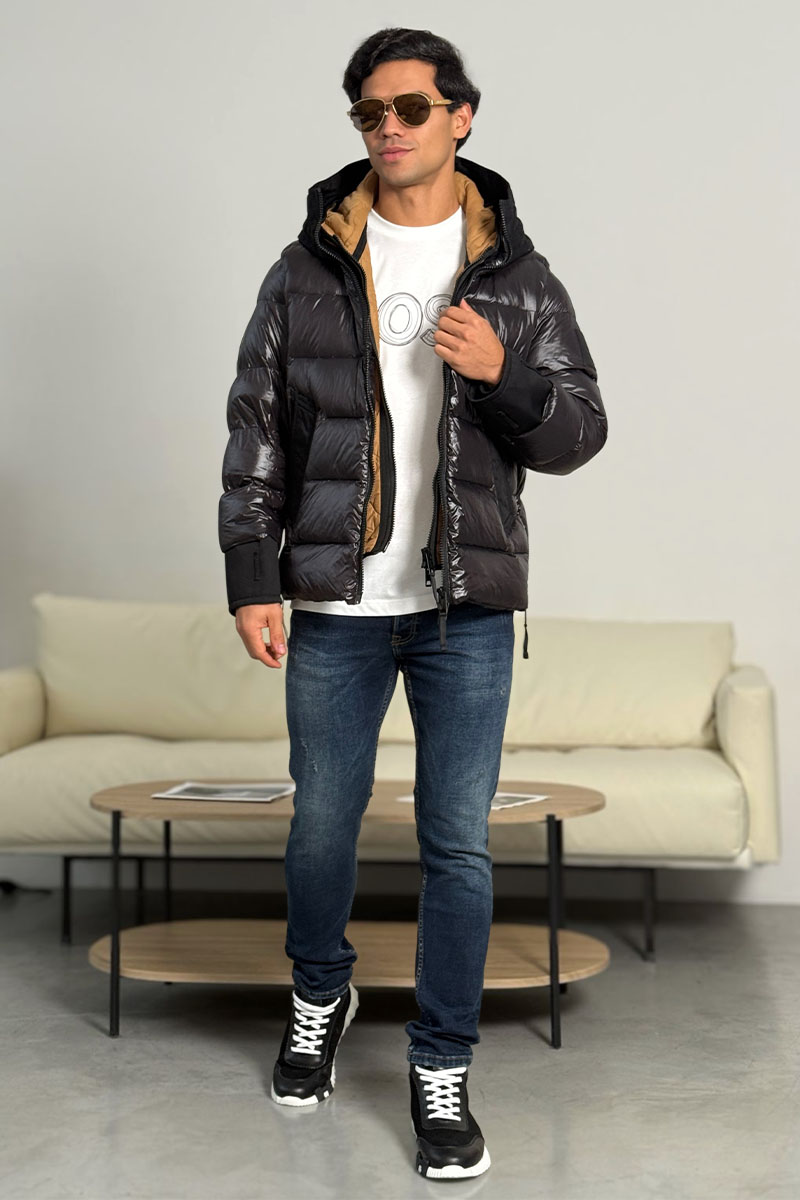 Burberry Чёрная пуховая куртка London England logo-patch