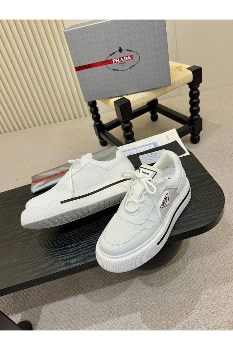 Prada Комбинированные кроссовки logo-plaque - White