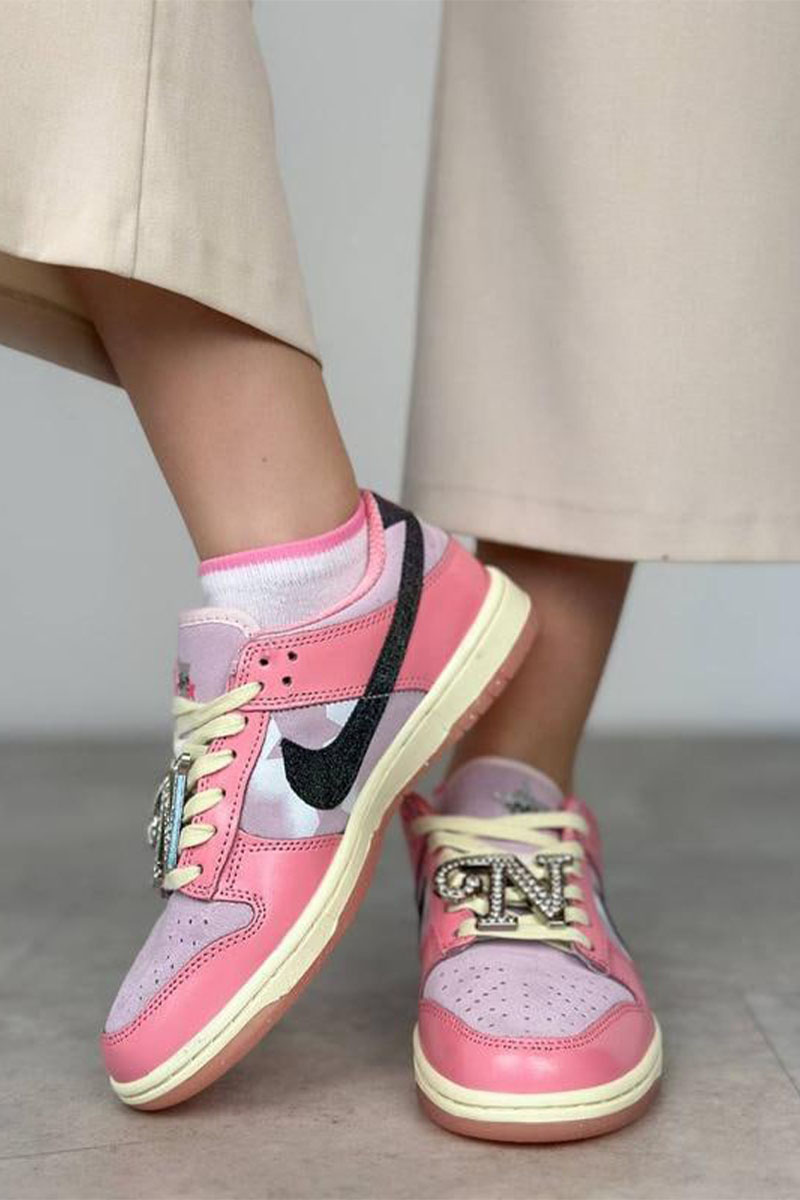 Nike Кроссовки SB Dunk Low "Barbie"