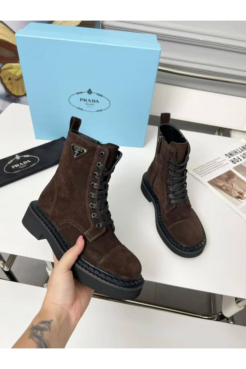 Prada Женские замшевые ботинки 