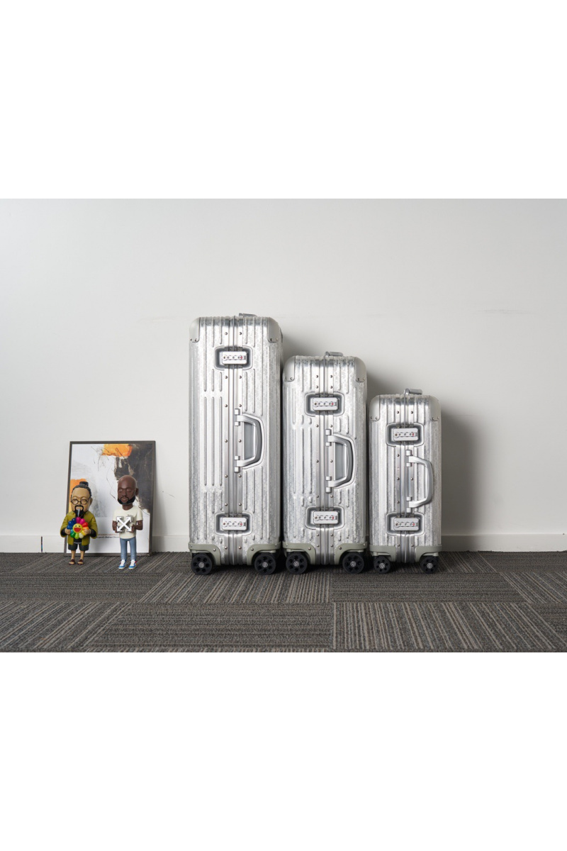 Rimowa Чемодан Aluminum L Premium 79x48x27 см
