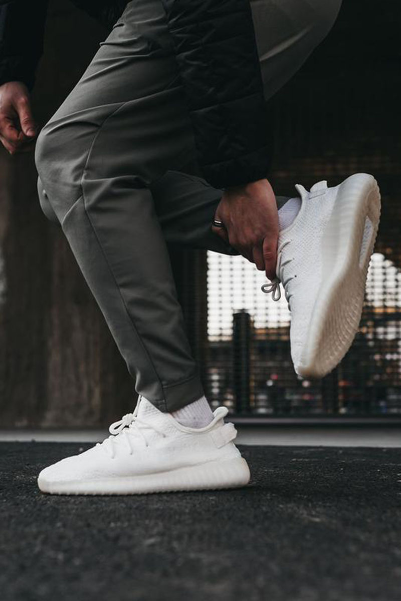 Adidas Кроссовки Yeezy Boost 350 V2 Triple White