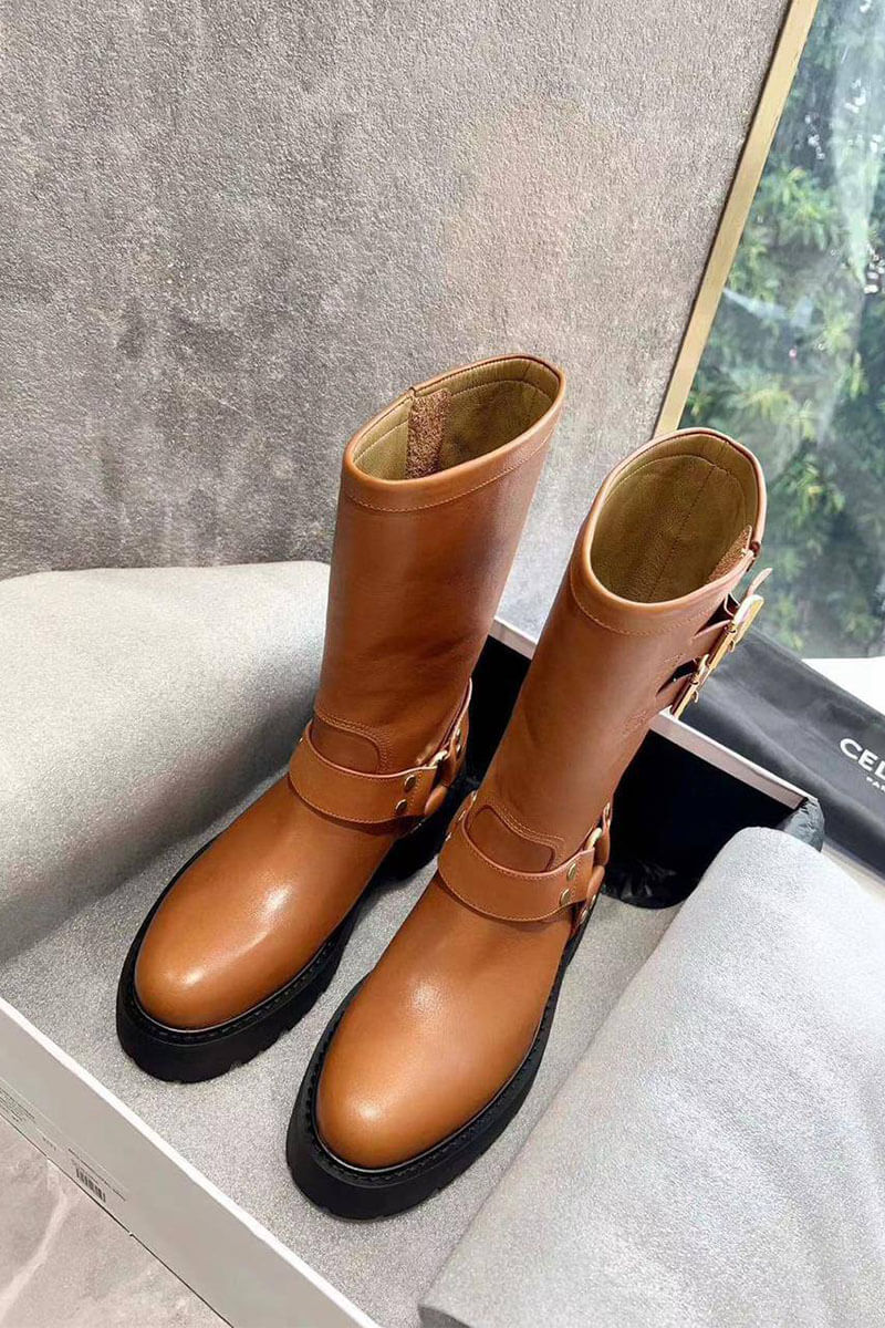 Celine Женские сапоги из кожи 