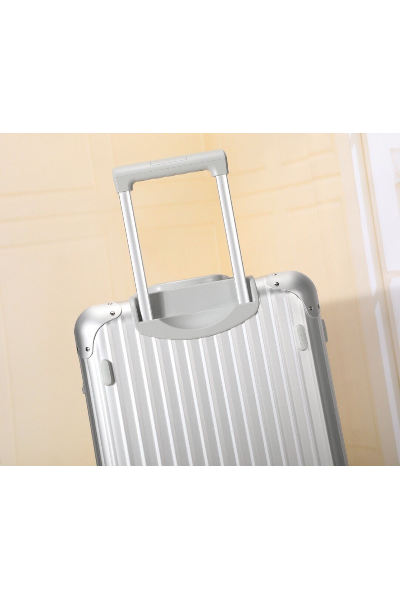 Rimowa Чемодан Aluminum Trunk Premium 77x42x36 см