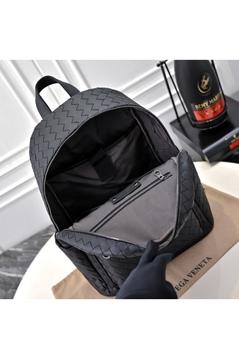 Bottega Veneta Кожаный рюкзак Premium 43x33x15 см