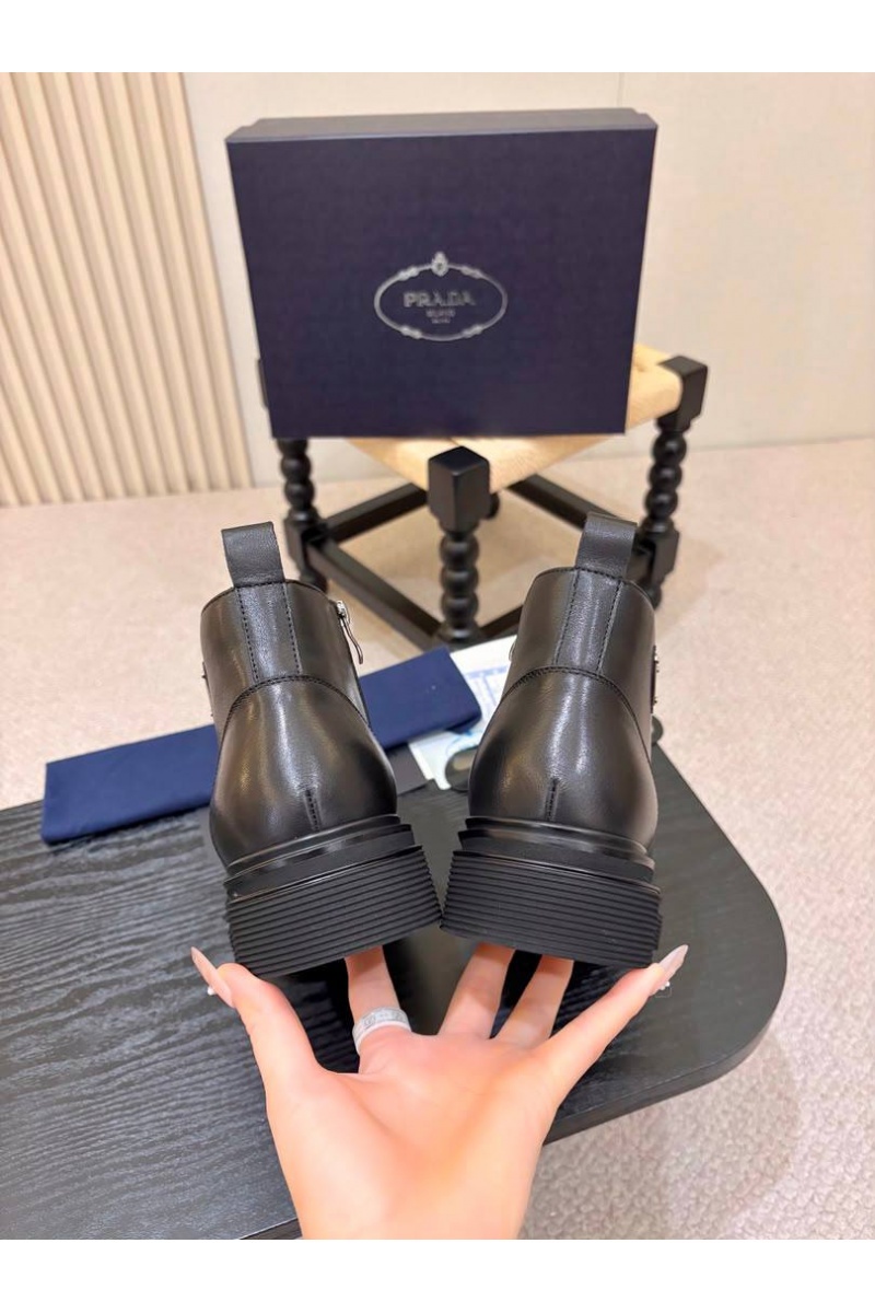 Prada Кожаные ботинки с мехом premium