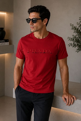 Красная мужская футболка embroidered logo