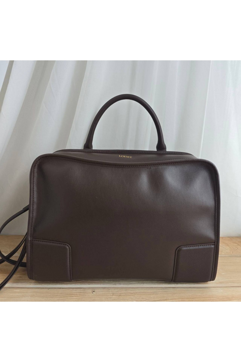 Loewe Кожаная сумка Amazona 34x24 см