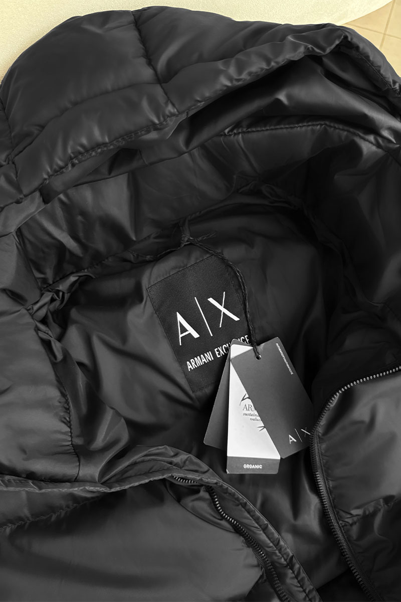 Emporio Armani EA7 Мужская куртка чёрного цвета 
