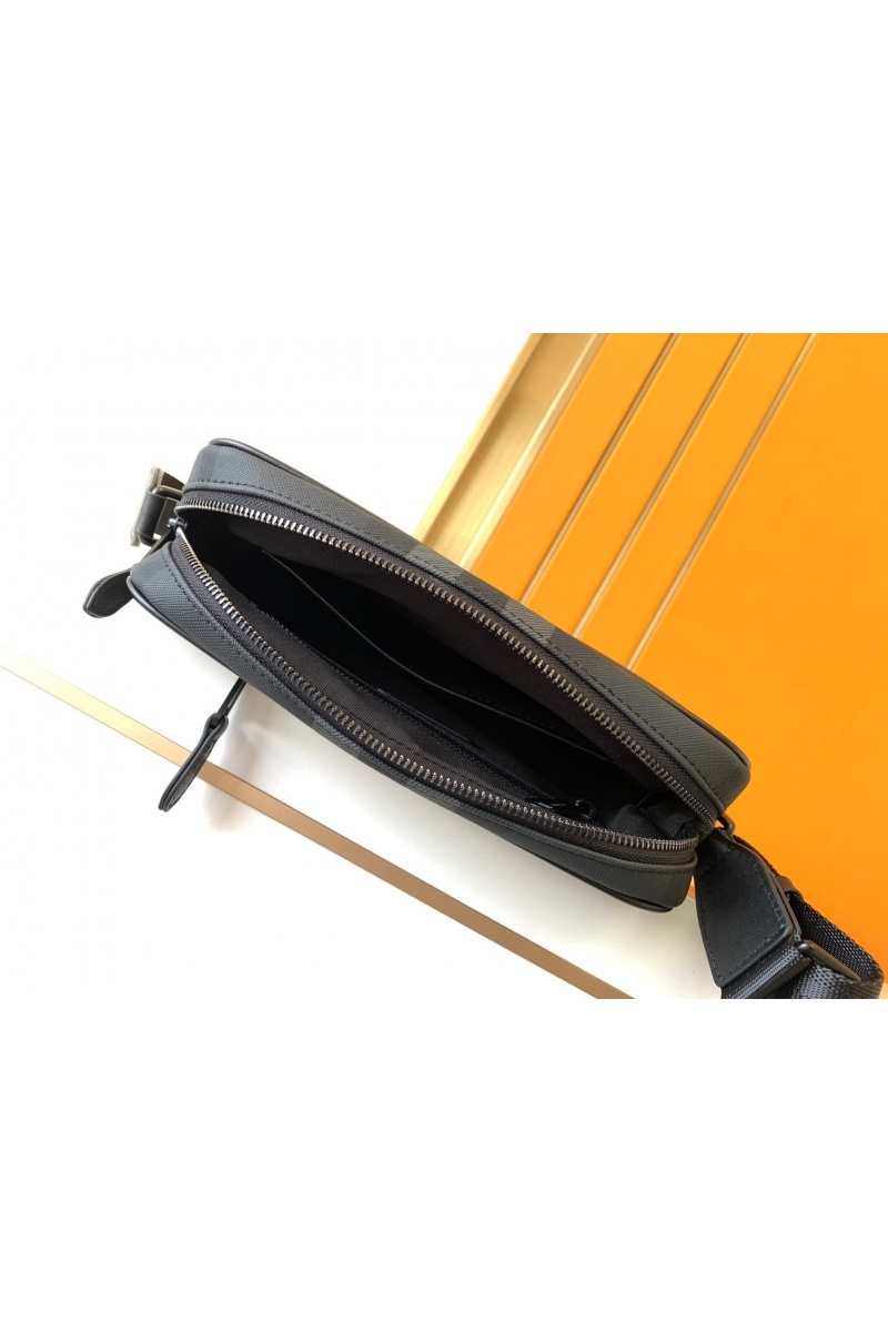 Burberry Кожаная сумка Muswell Premium 25x19x6 см