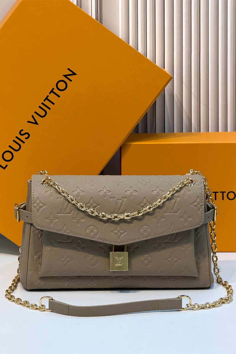 Lоuis Vuittоn Кожаная сумка Anytime Flap premium 29.5x18.5x9.5 см