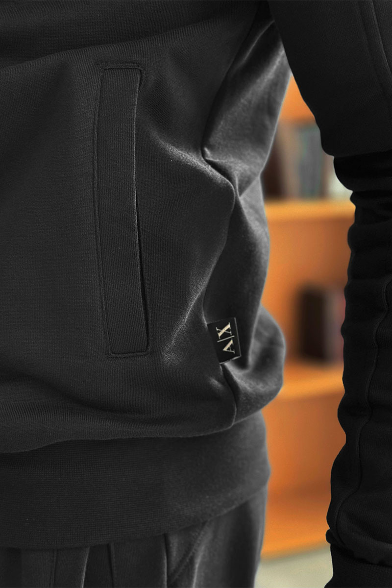 Emporio Armani EA7 Спортивный костюм чёрного цвета 