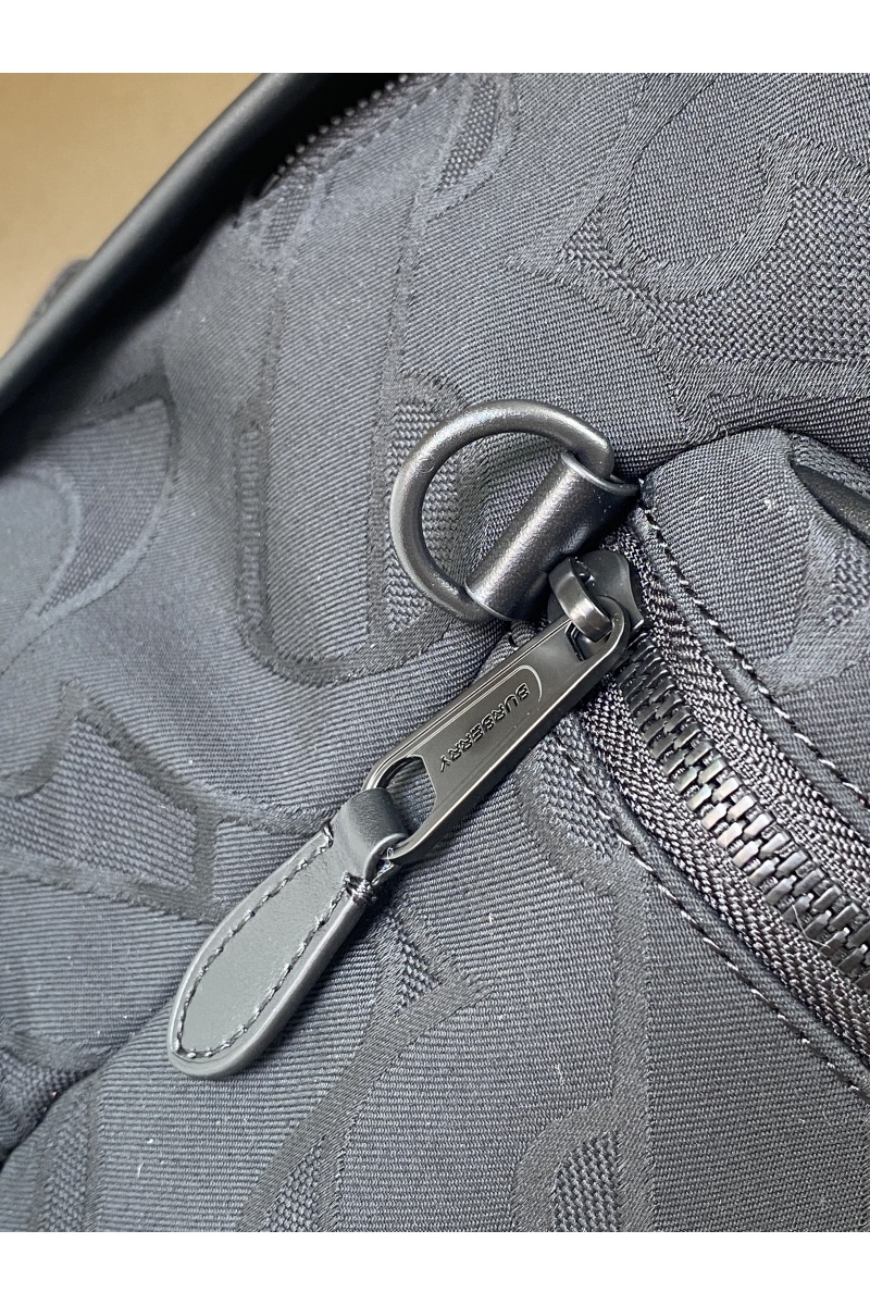 Burberry Нейлоновый рюкзак Premium 42.5x30x14.5 см