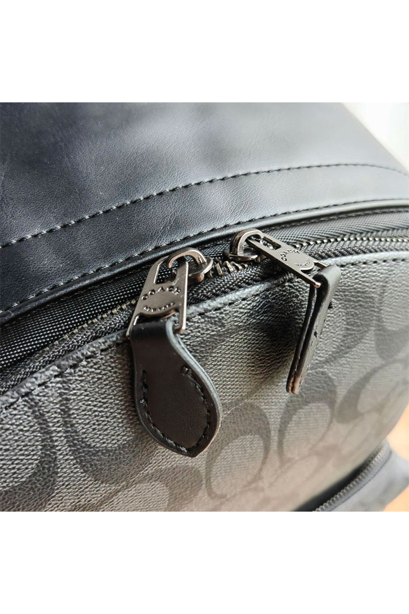 Coach Кожаный рюкзак Coach monogram 40x30 см