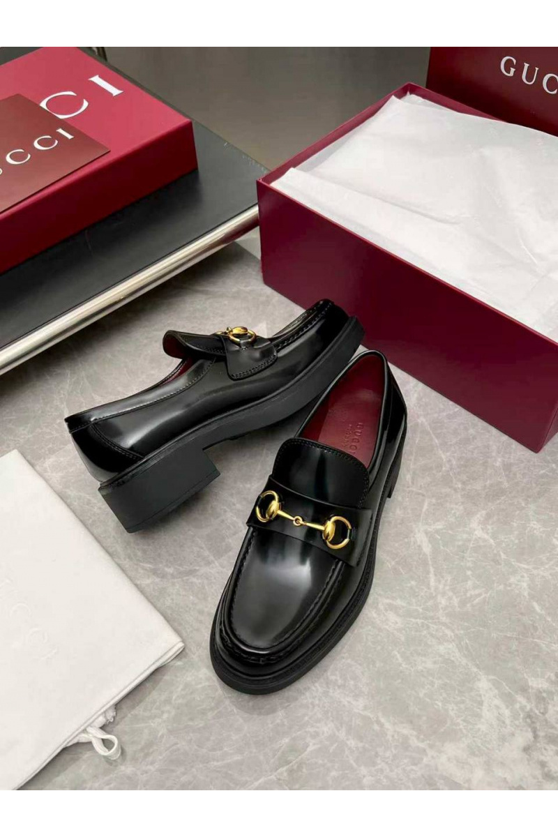 Gucci Женские кожаные лоферы Horsebit premium
