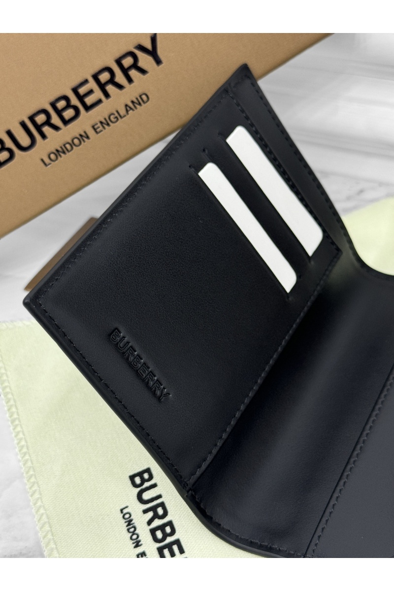 Burberry Кожаная обложка для паспорта Check Premium 14x10x2 см