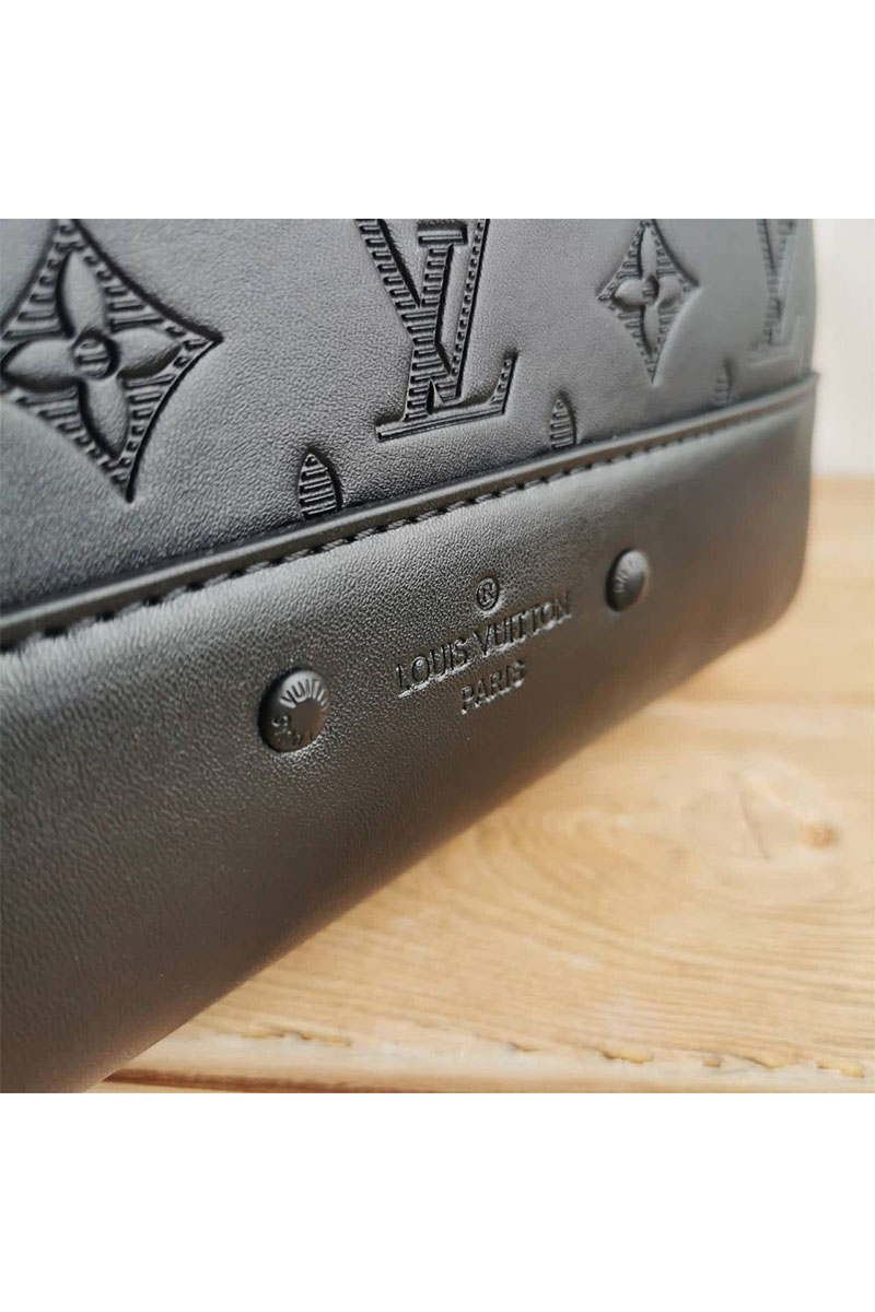 Lоuis Vuittоn Чёрный кожаный рюкзак Racer Monogram Shadow 38x30x18 см
