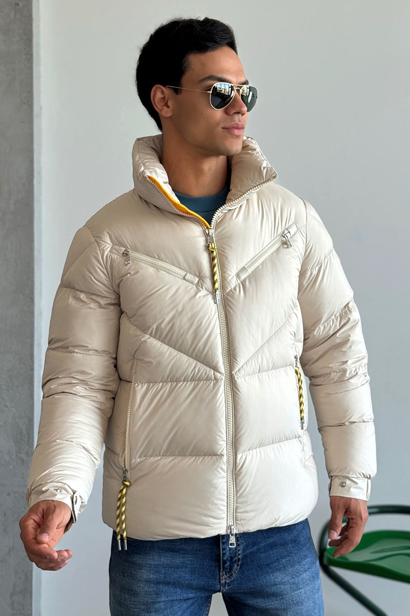 Moncler Мужской бежевый пуховик Katmai 
