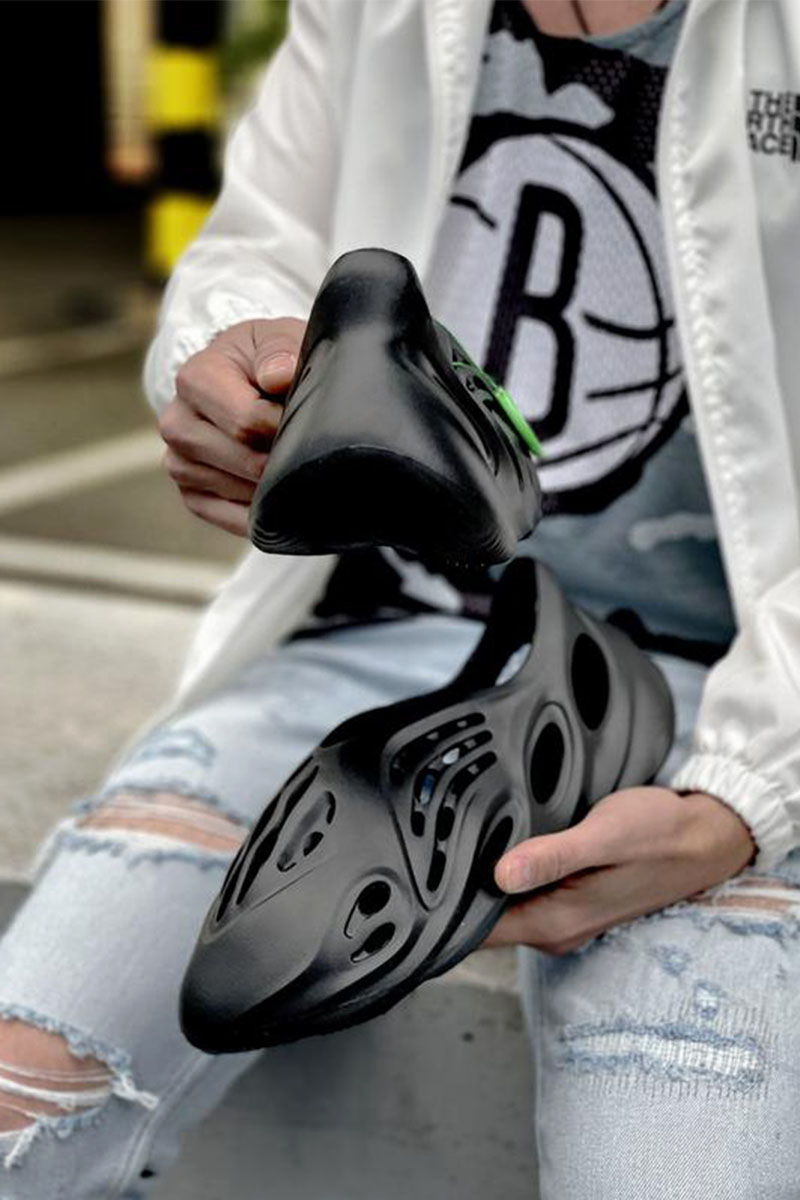 Adidas Кроссовки Yeezy Foam Runner - Black