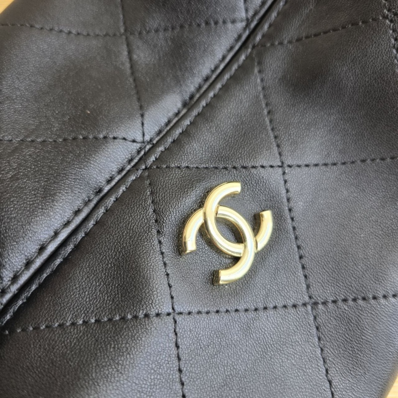 Chаnеl Кожаная сумка Chanel 28x15 см