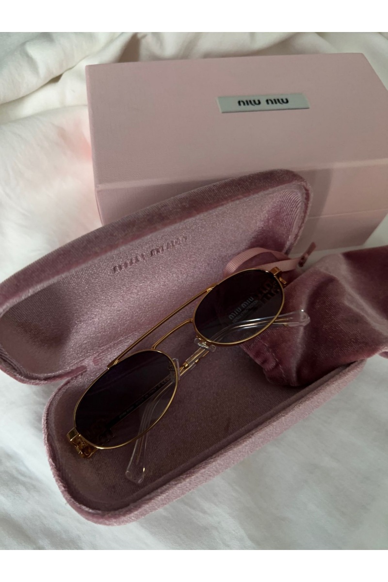 MIU MIU Женские солнцезащитные очки Oval