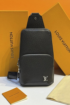 Кожаная сумка Avenue Sling premium 30x20x10 см