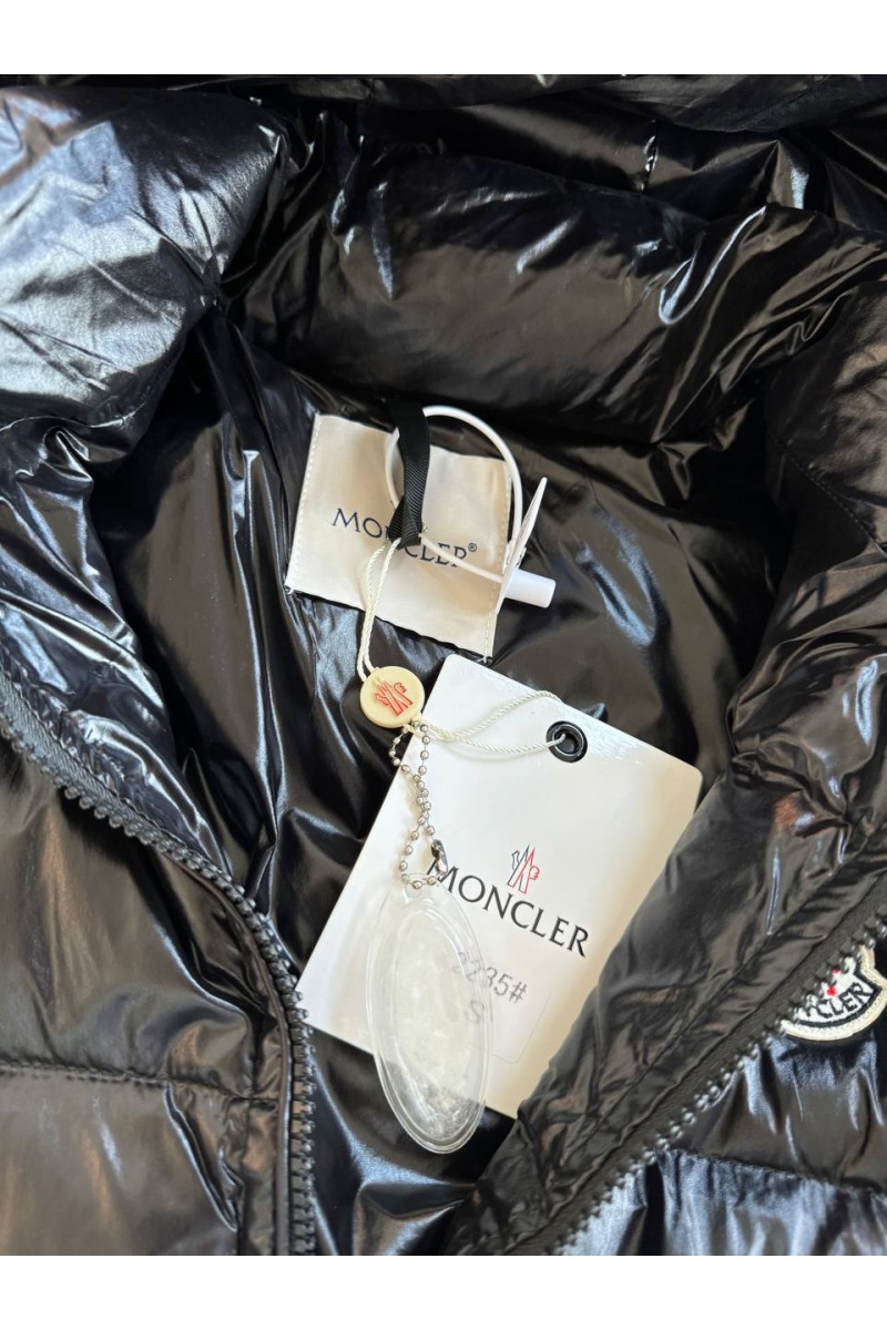 Moncler Женский чёрный жилет