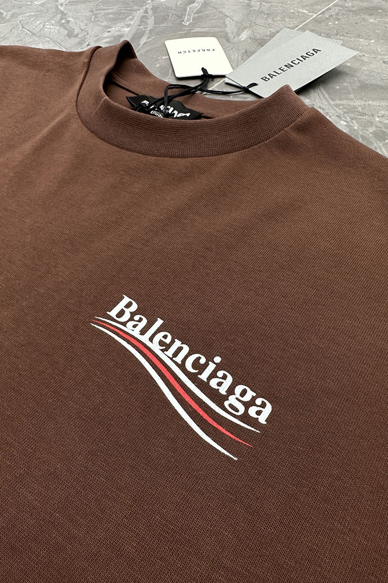 Balenciaga Оверсайз футболка Political Campaign - Brown