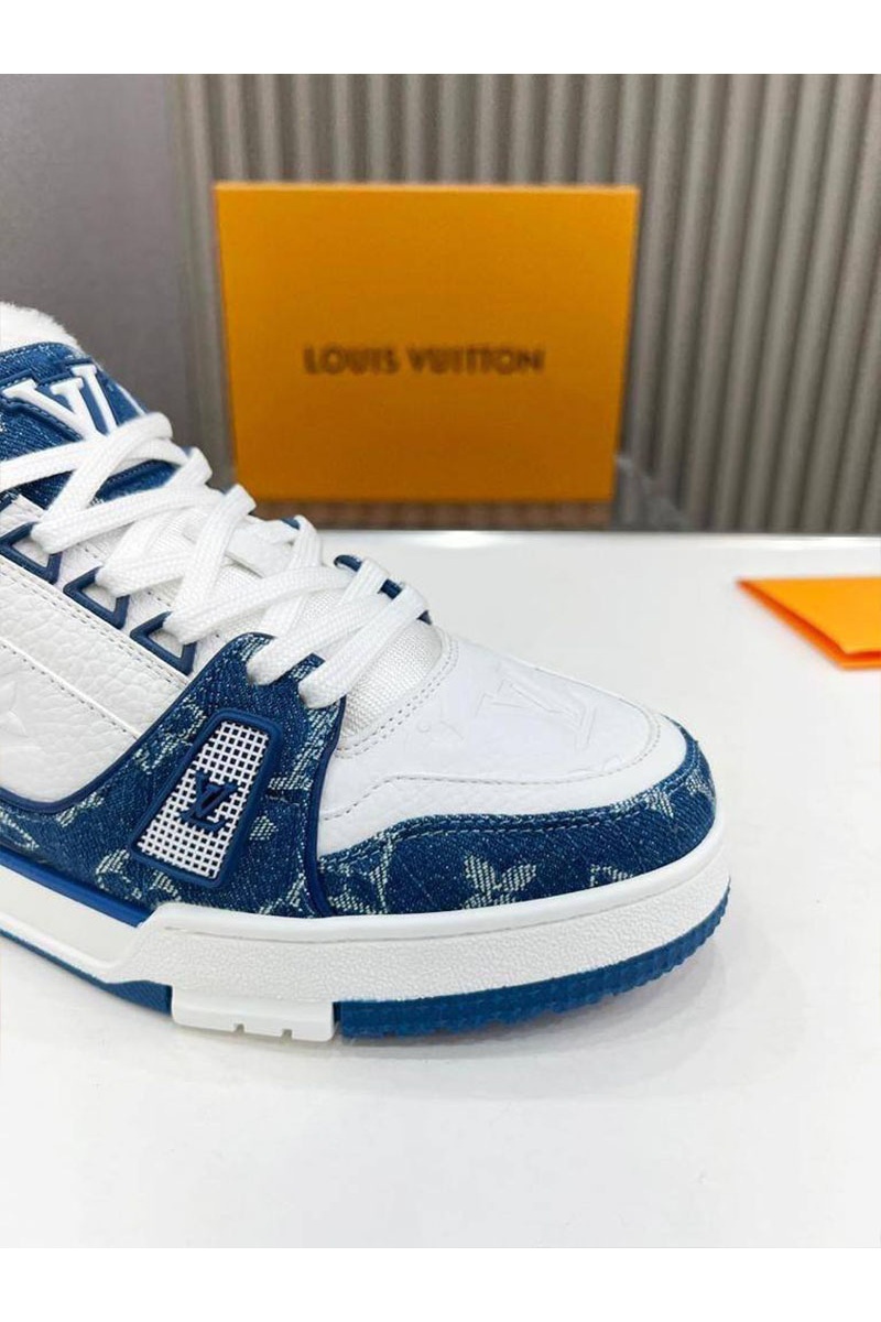 Lоuis Vuittоn Кожаные кроссовки с мехом Trainer Premium - White / Blue