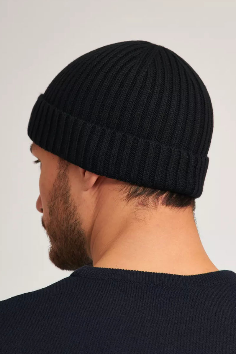 Emporio Armani EA7 Шапка logo-plaque - Black 