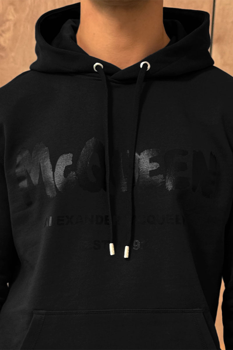 Alexander McQueen Чёрное худи graffiti logo-print 