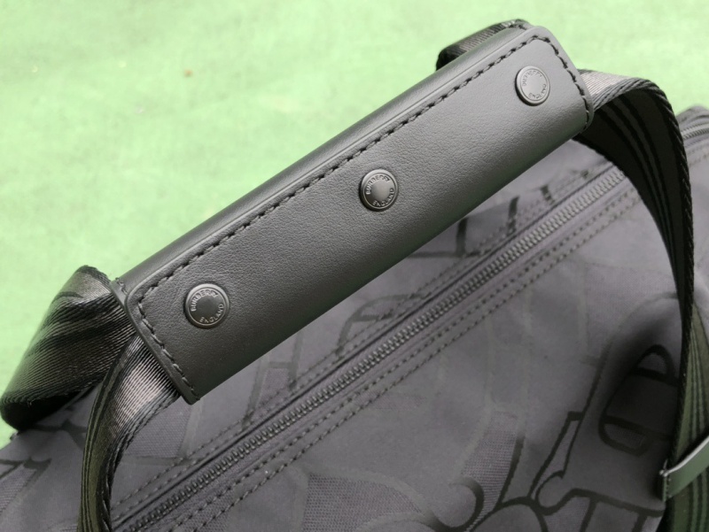 Burberry Нейлоновая дорожная сумка  Premium 50x29x19 см