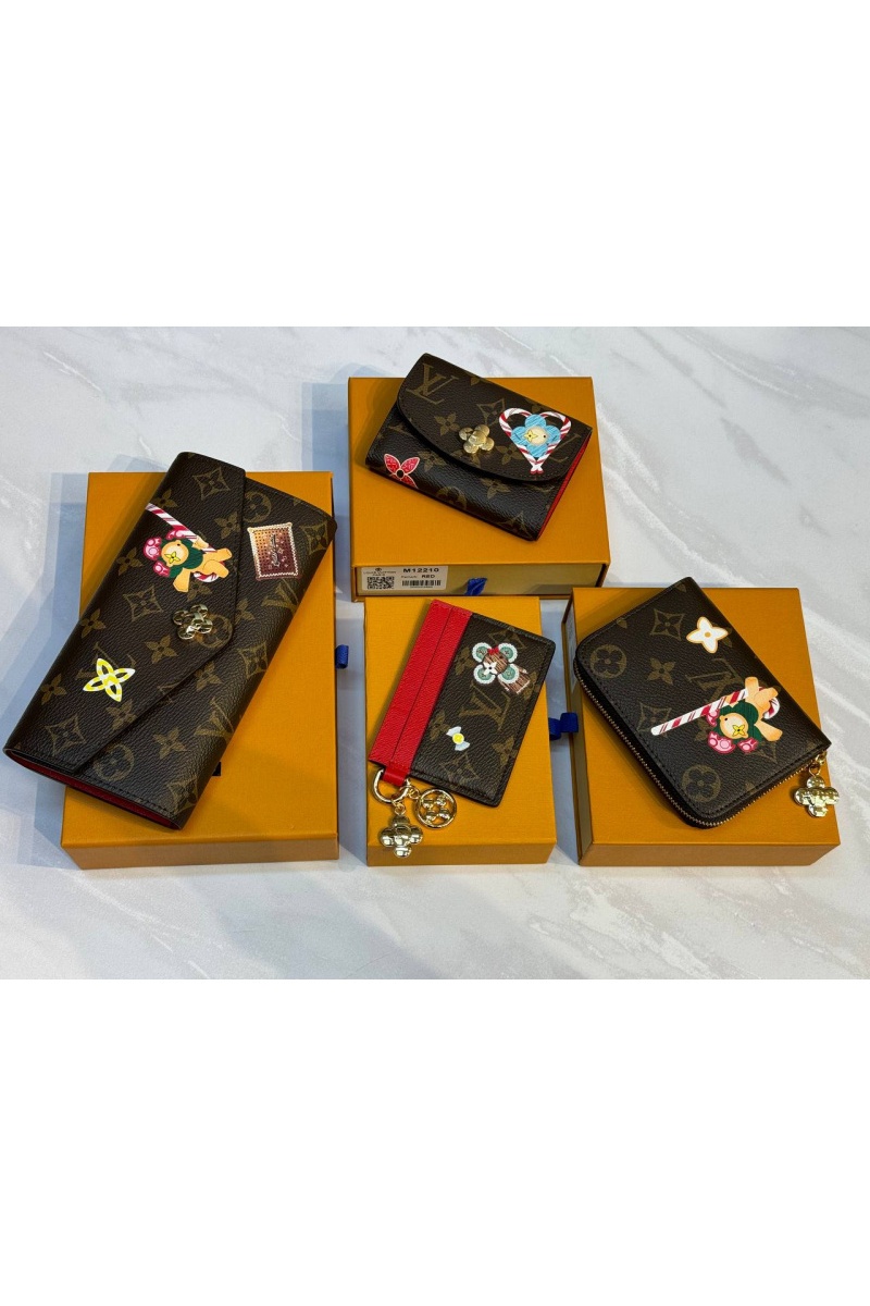 Lоuis Vuittоn Кожаный кардхолдер Charms Vivienne Premium 7.3x0.3x10.2 см