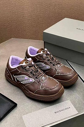 Женские кожаные кроссовки Hamptons Worn-Out premium