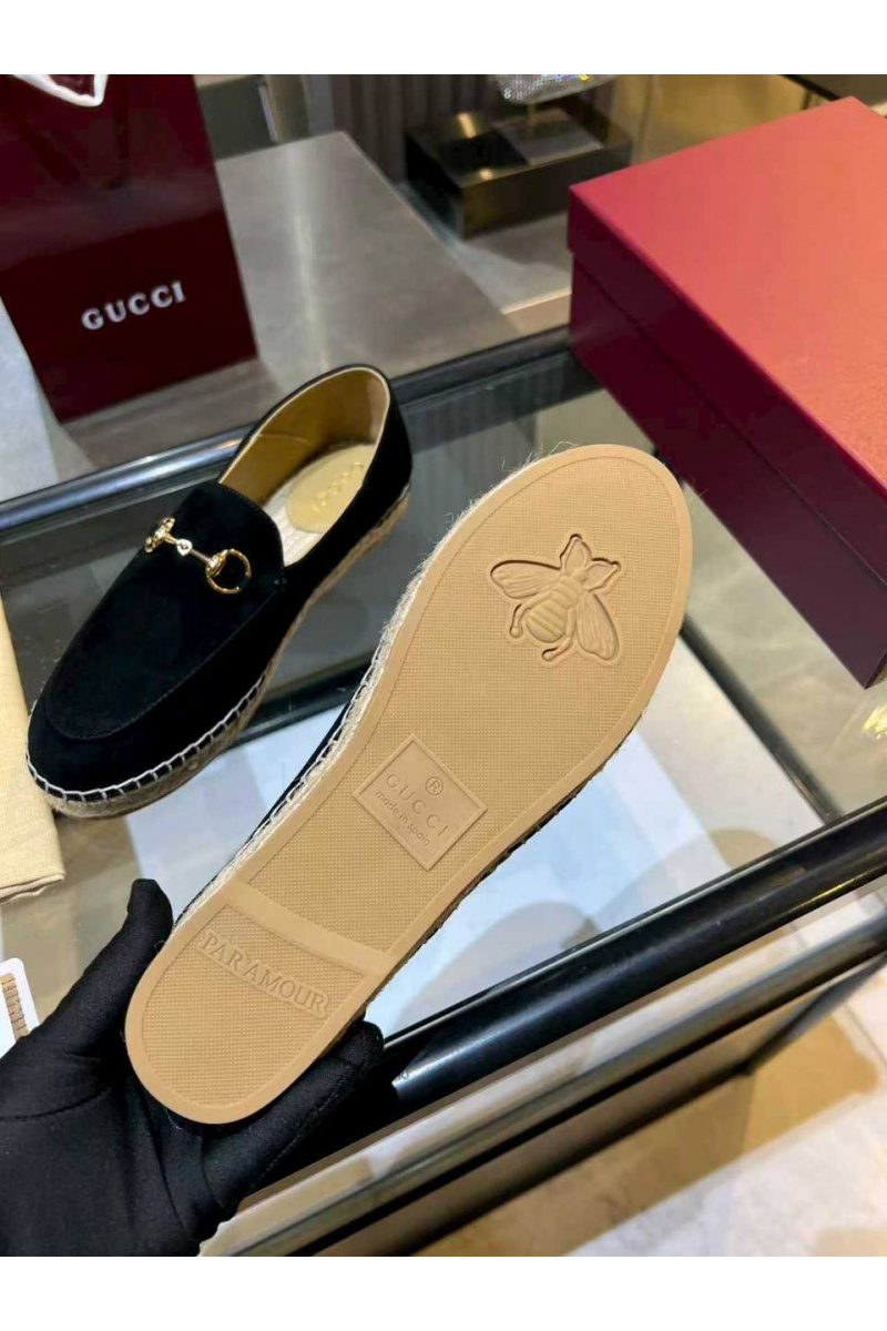 Gucci Женские замшевые лоферы GG Horsebit premium