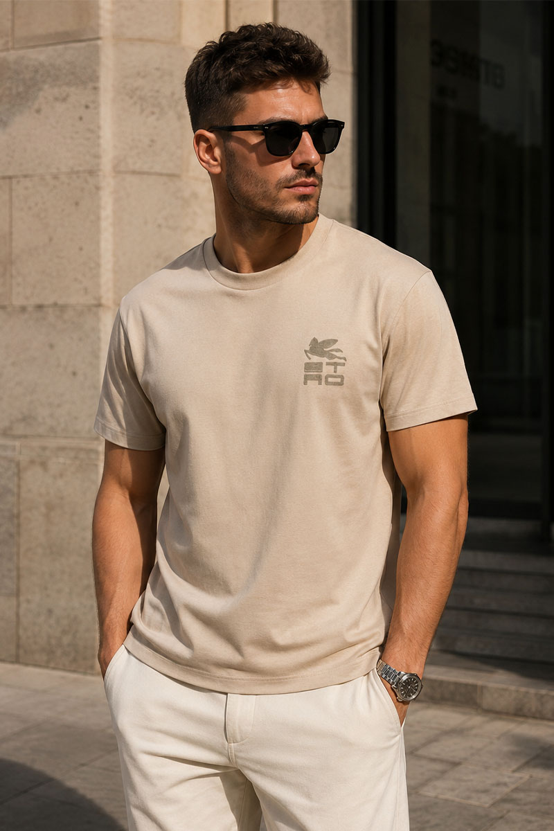 Etro Футболка бежевого цвета Pegasus