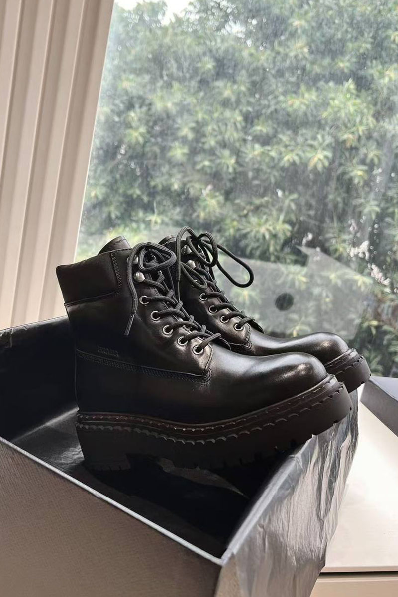 Prada Женские чёрные ботинки Premium