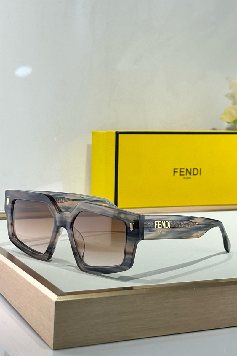 Fendi Солнцезащитные очки 