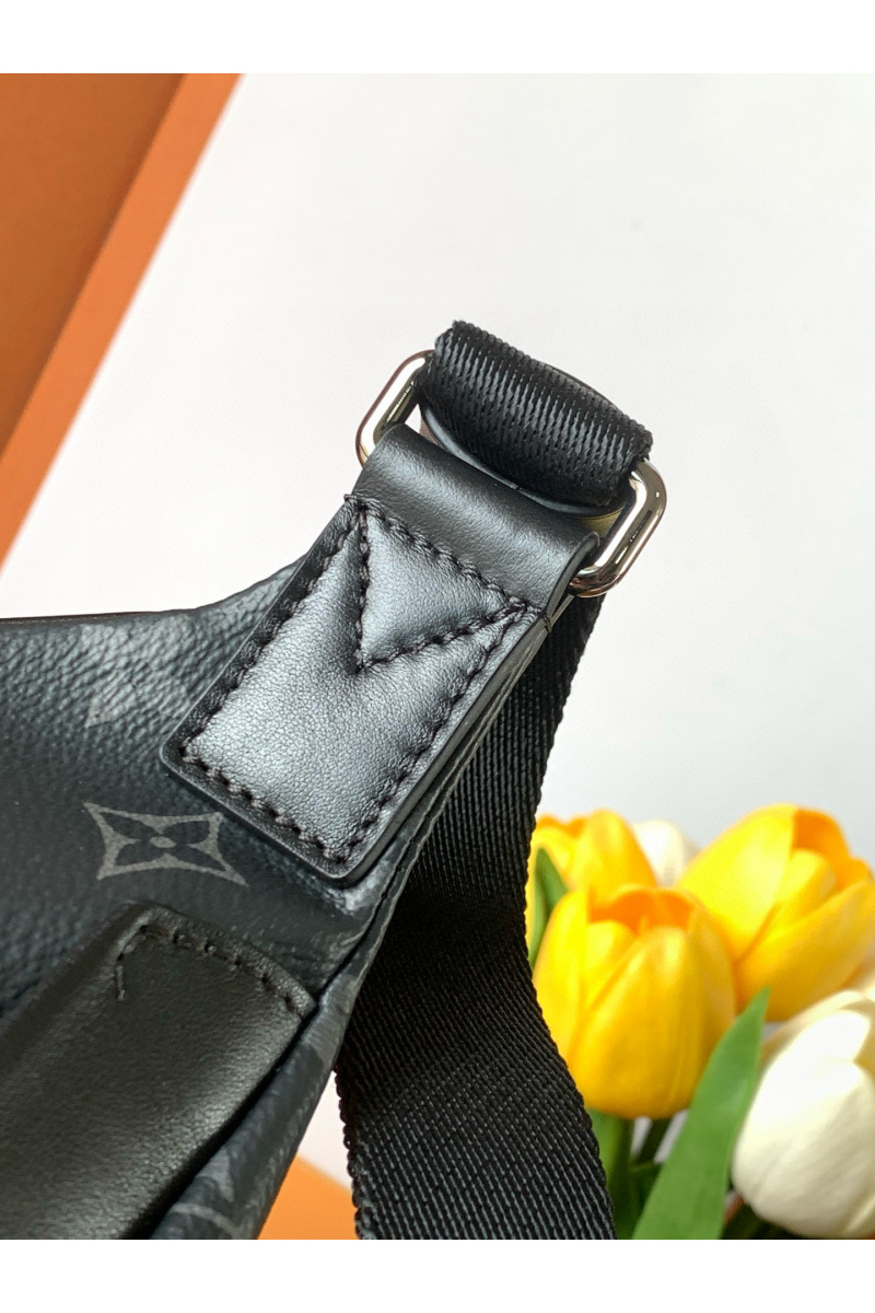 Lоuis Vuittоn Кожаная сумка на пояс Discovery Premium 44x15x9 см