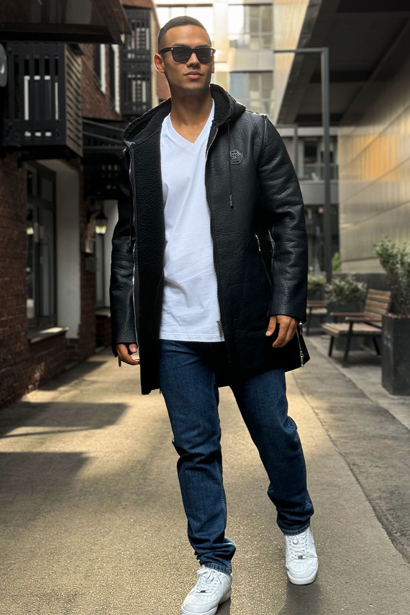 Philliр Рlеin Мужское утеплённое пальто чёрного цвета 