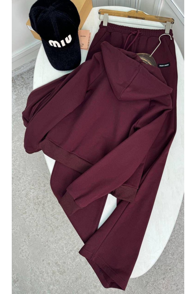 MIU MIU Женский красный костюм premium